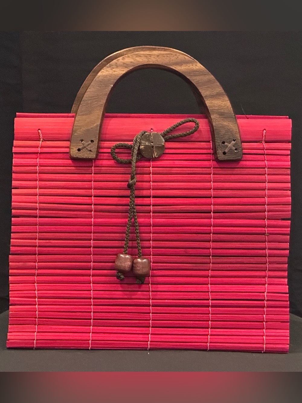 Stylish Vintage Wood-Handle Red Woven / Bamboo woman’s Bag